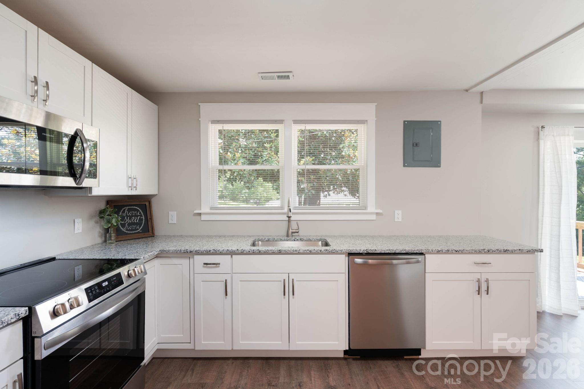 147 N Hillside Street — Rutherfordton