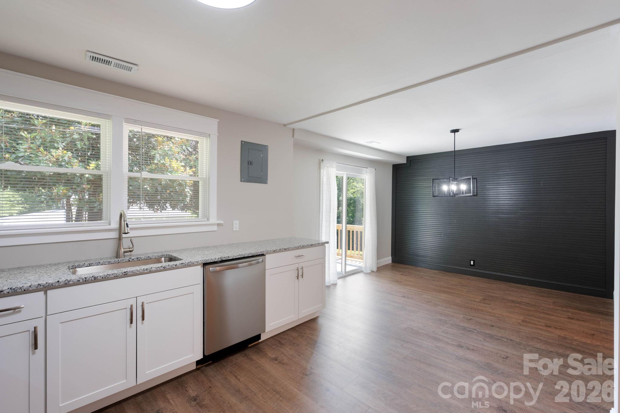 147 N Hillside Street — Rutherfordton
