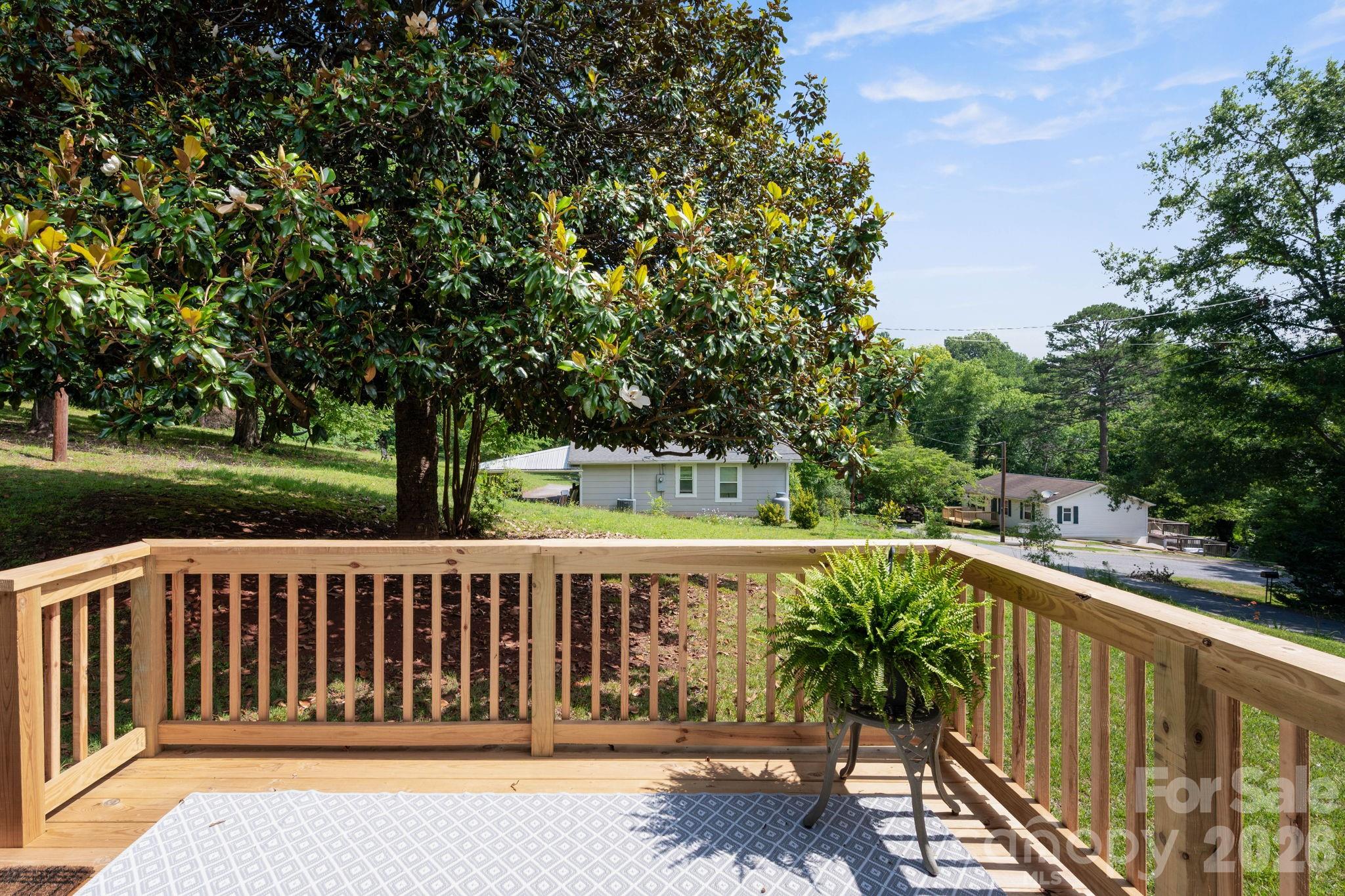 147 N Hillside Street — Rutherfordton