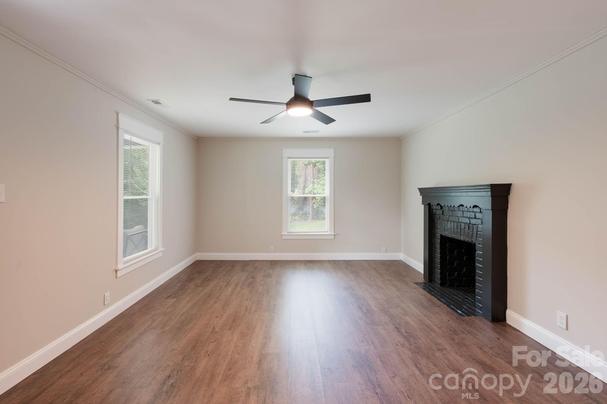 147 N Hillside Street — Rutherfordton
