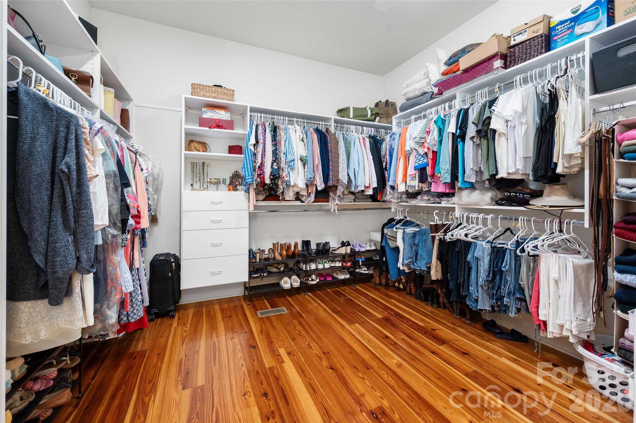 1103 Real Quiet Lane — Waxhaw