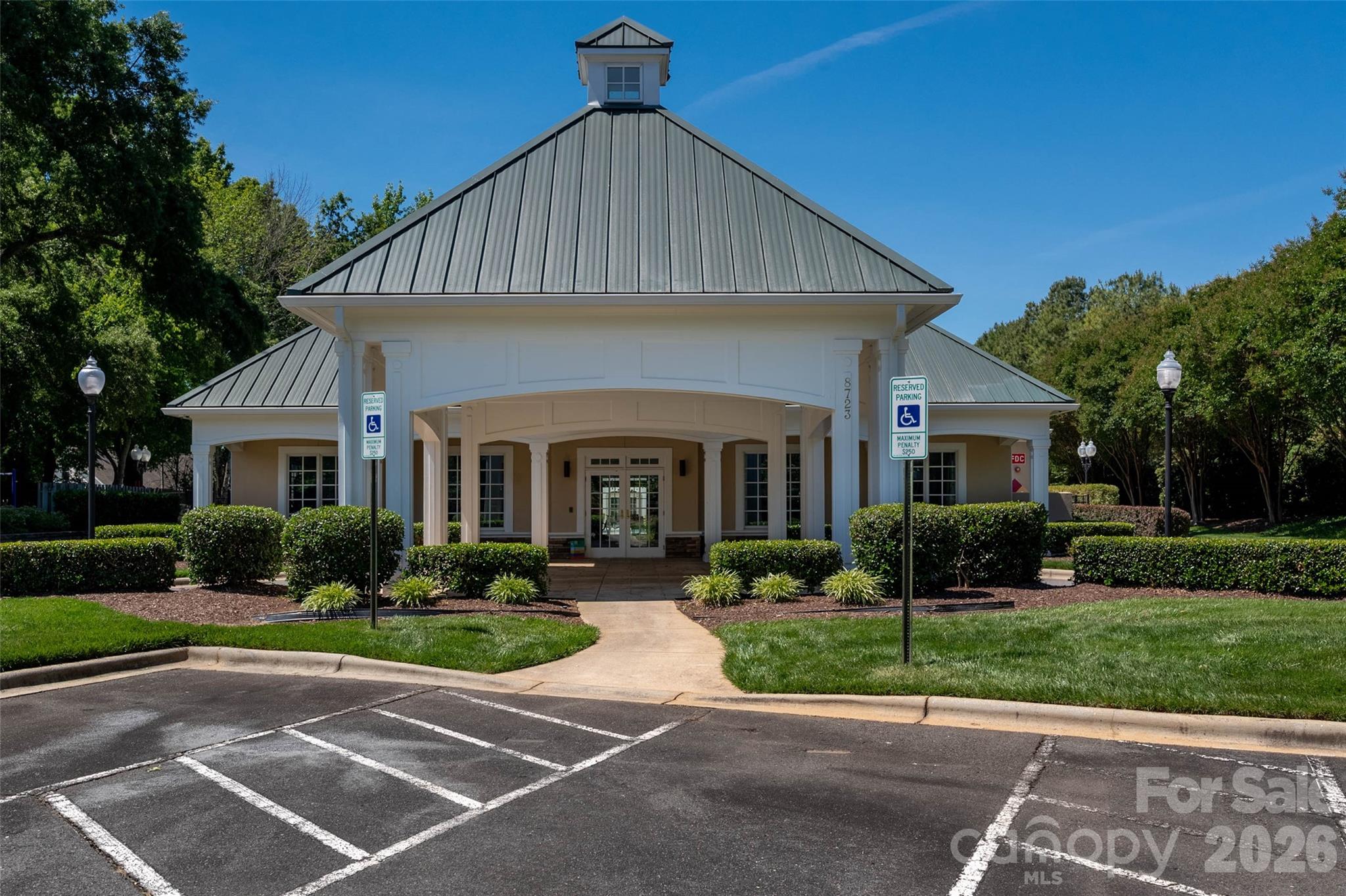 1103 Real Quiet Lane — Waxhaw