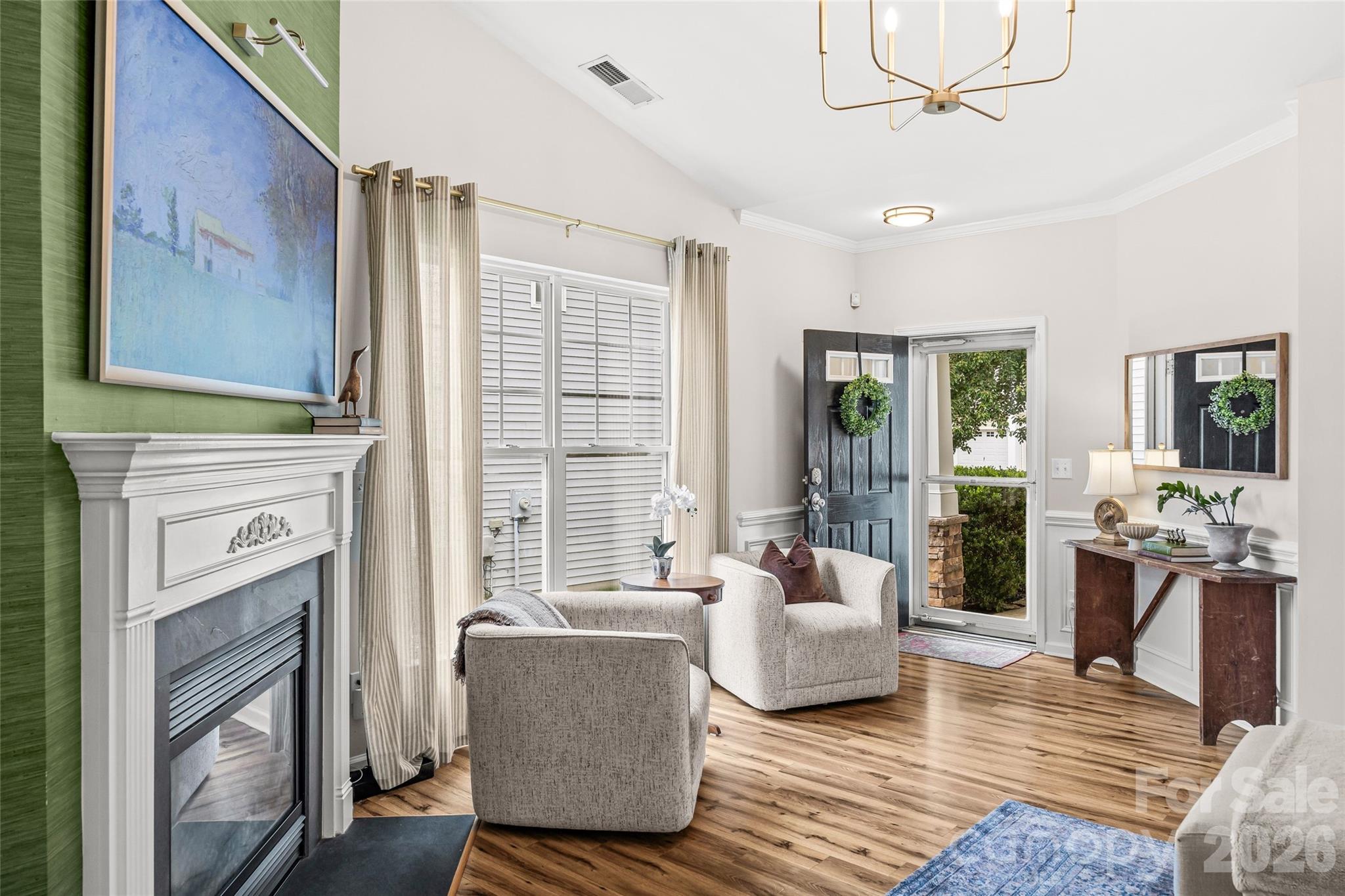 1732 Crabapple Tree Lane — Charlotte