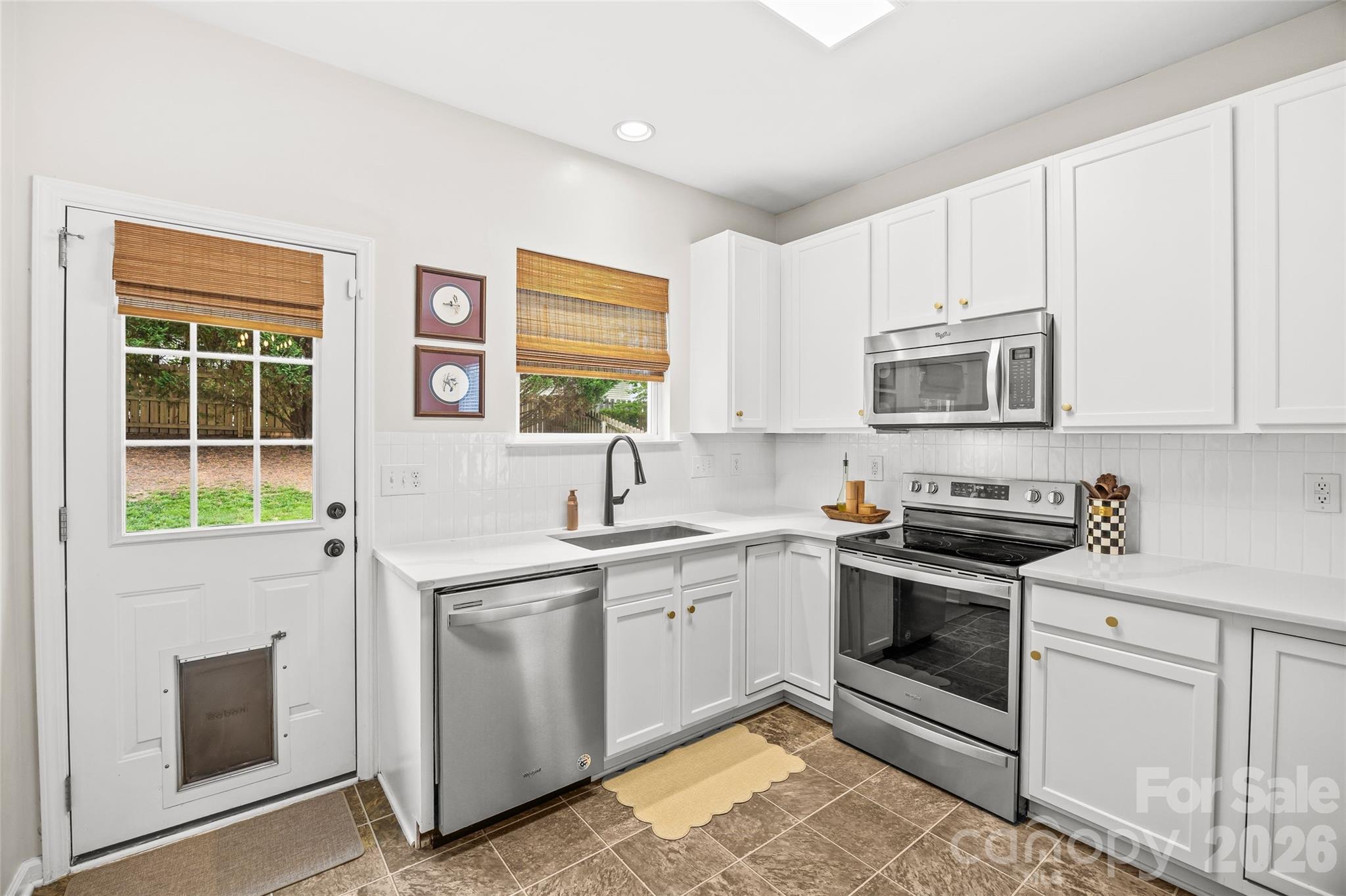 1732 Crabapple Tree Lane — Charlotte