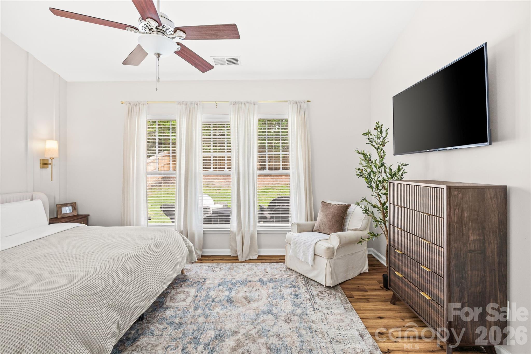 1732 Crabapple Tree Lane — Charlotte