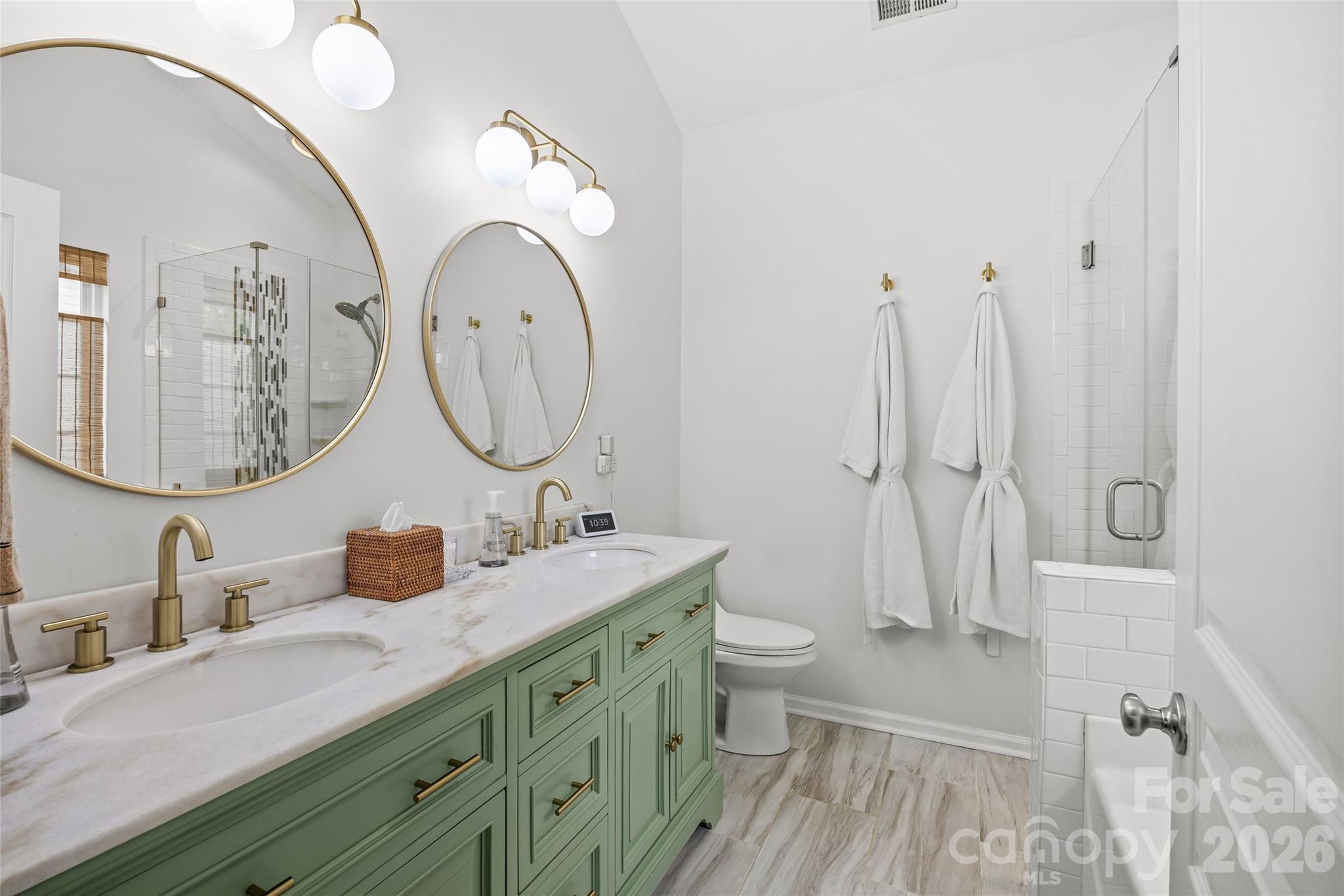 1732 Crabapple Tree Lane — Charlotte