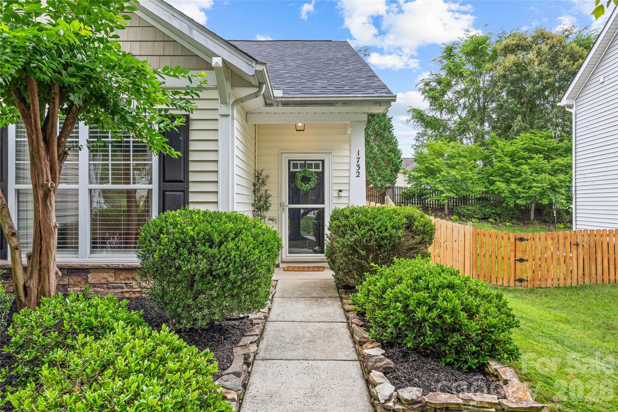 1732 Crabapple Tree Lane — Charlotte
