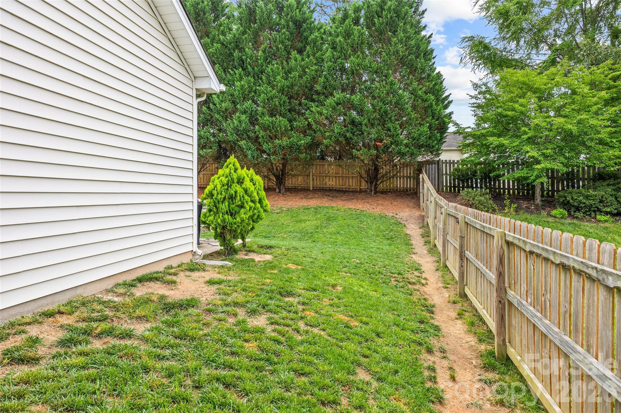 1732 Crabapple Tree Lane — Charlotte
