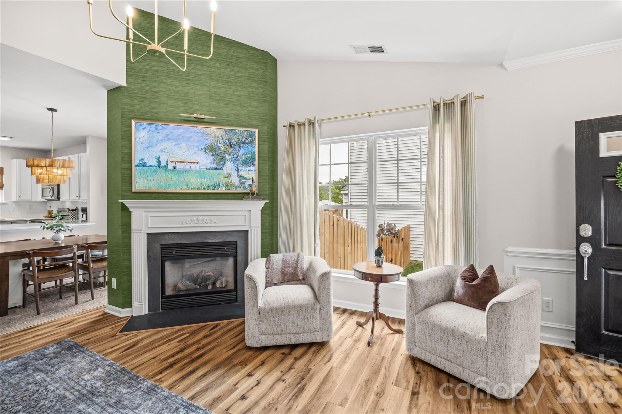 1732 Crabapple Tree Lane — Charlotte