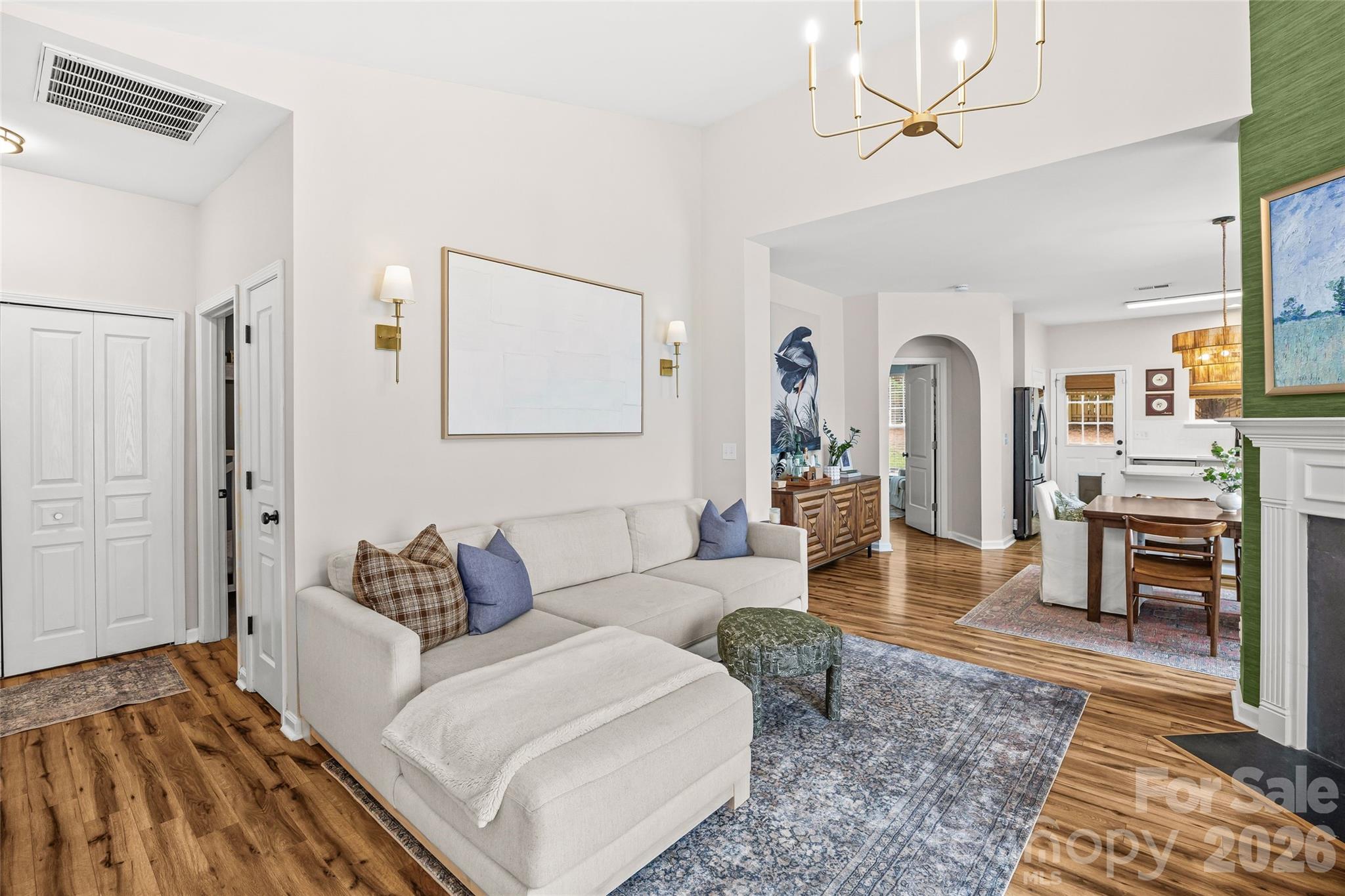 1732 Crabapple Tree Lane — Charlotte