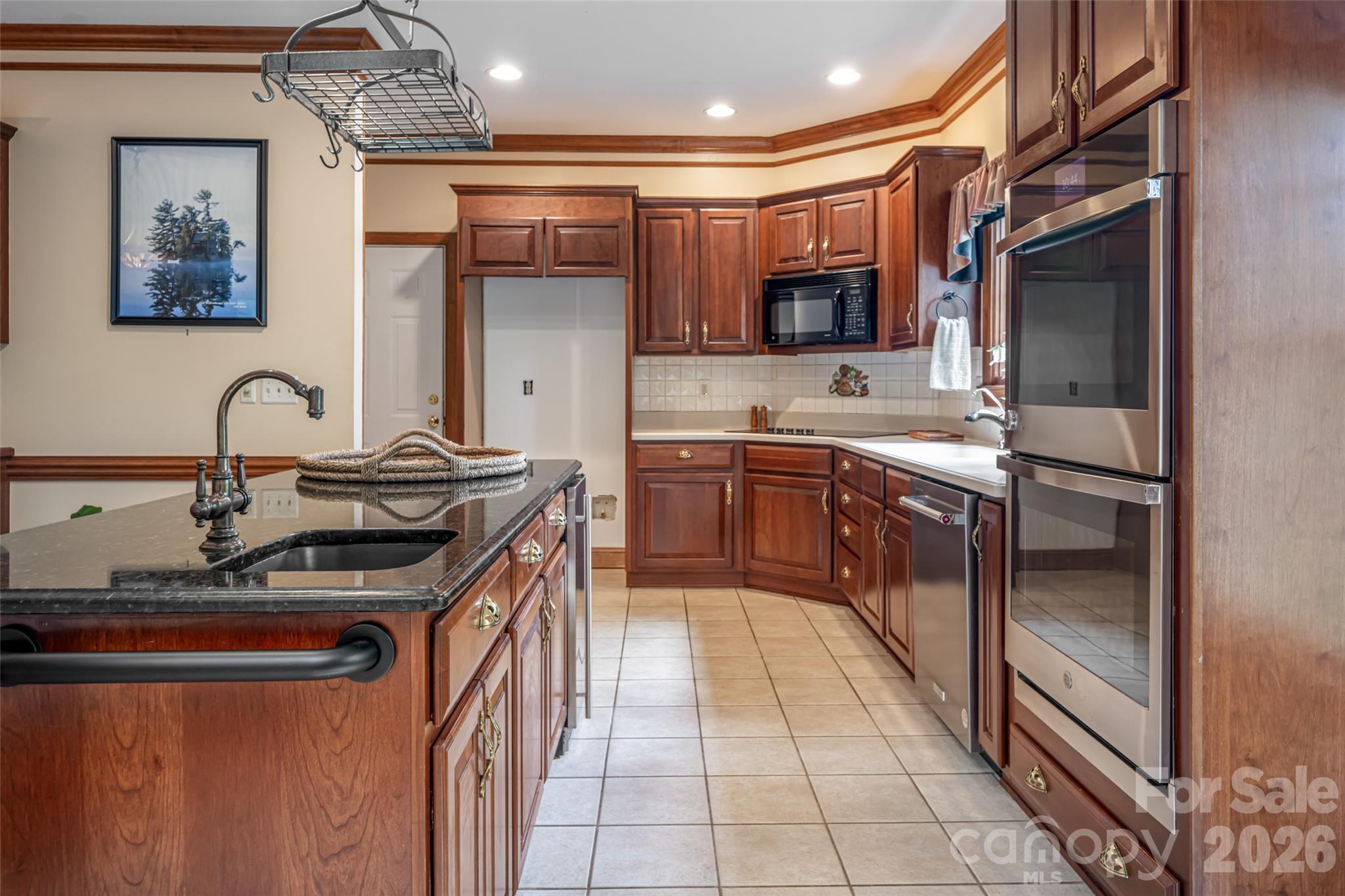 23 Boddington Court — Asheville