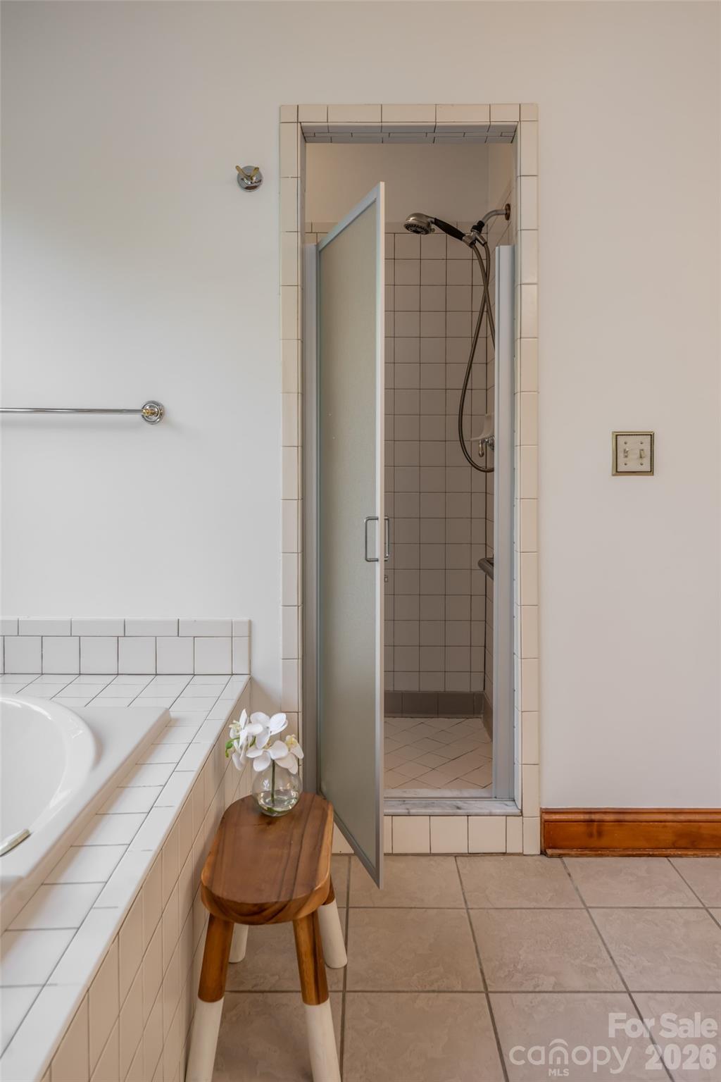 23 Boddington Court — Asheville