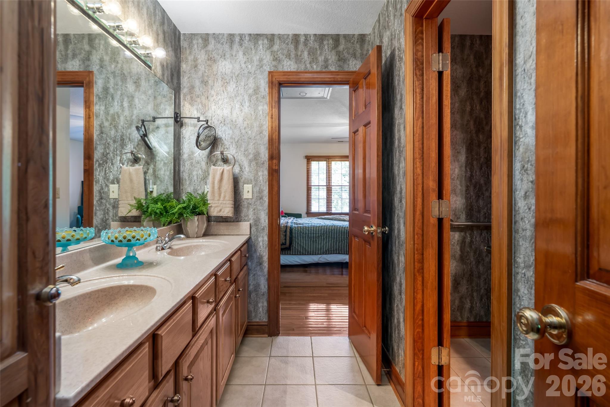 23 Boddington Court — Asheville