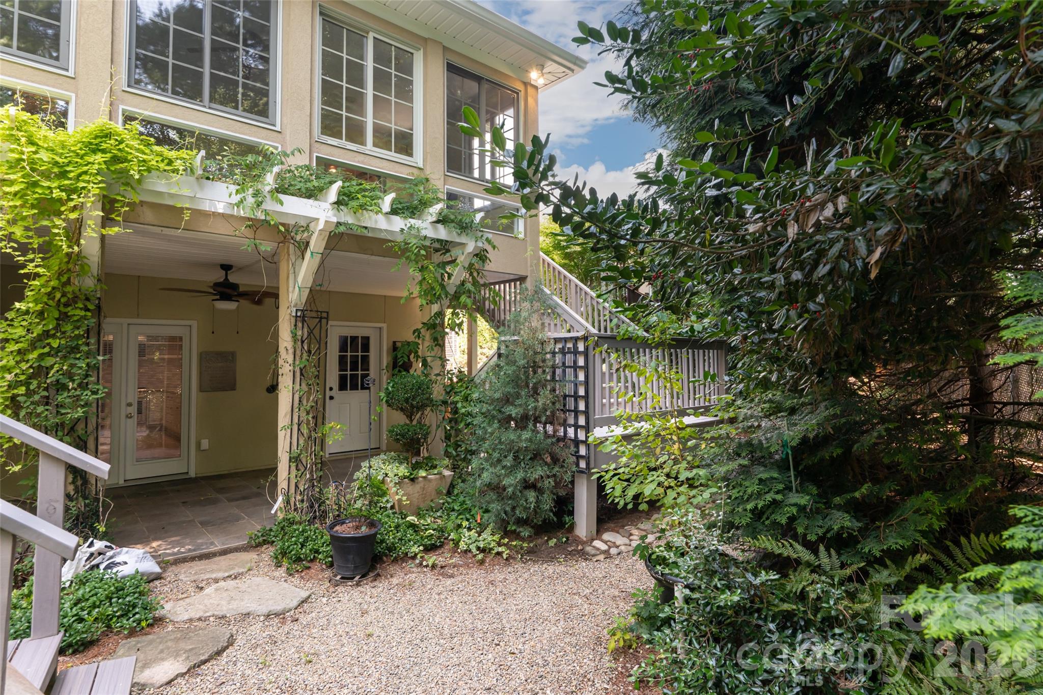 23 Boddington Court — Asheville