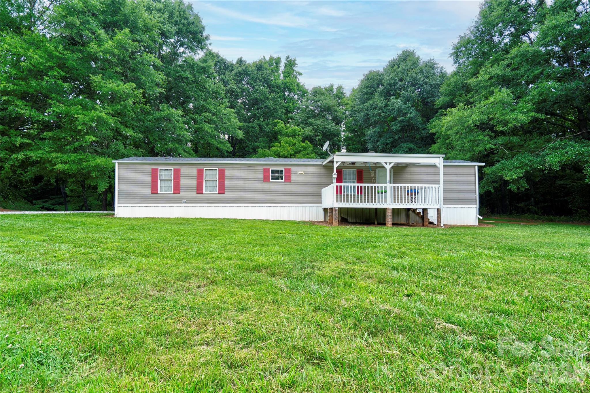 1726 Metcalf Road — Shelby