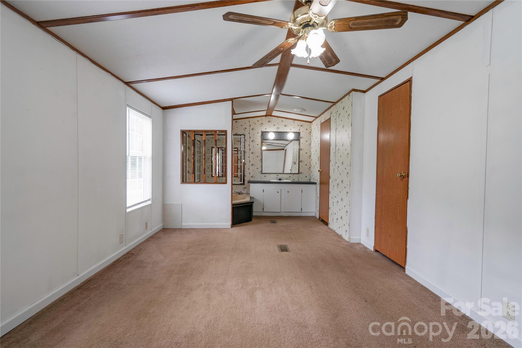 1726 Metcalf Road — Shelby