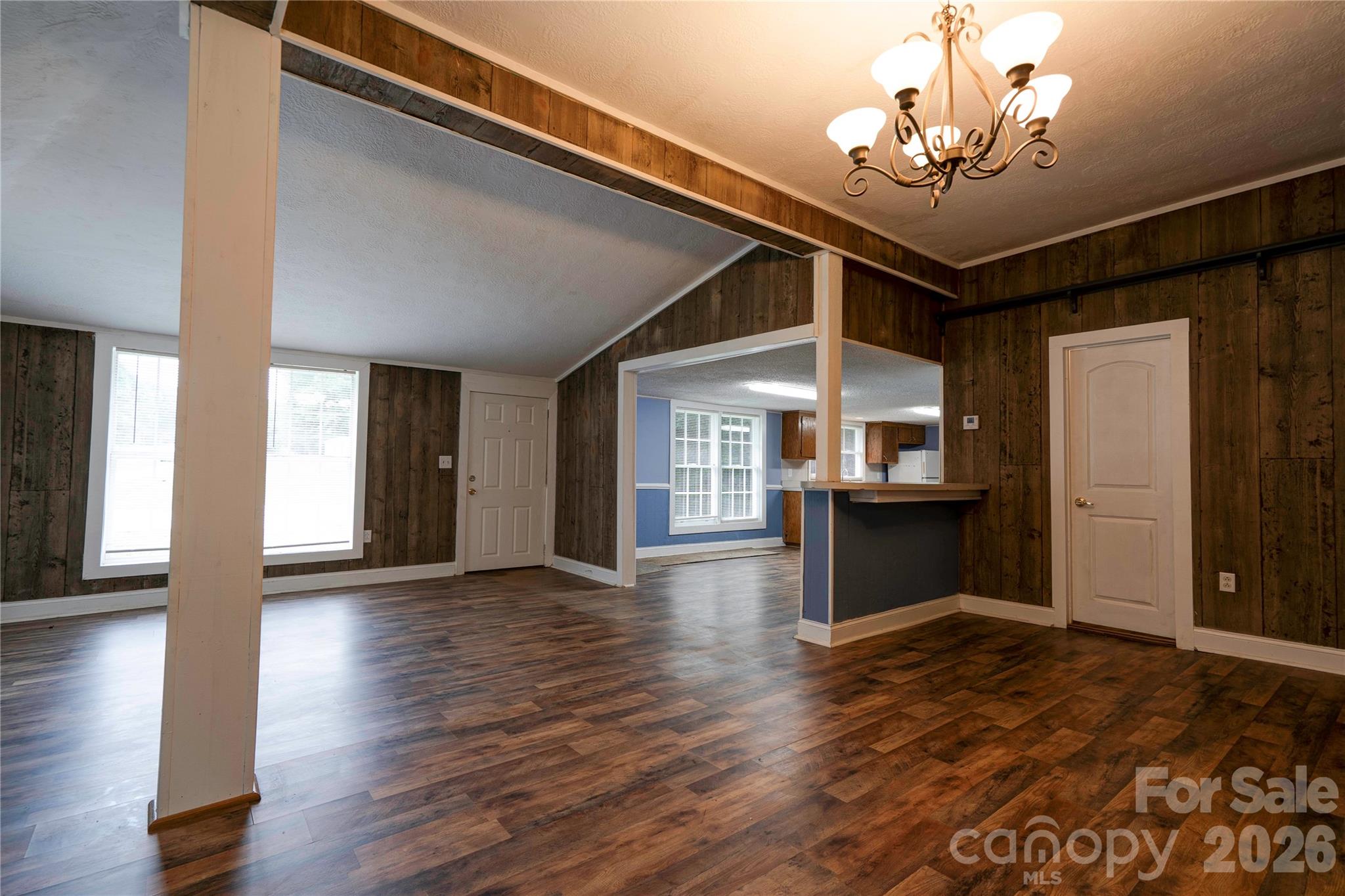 1726 Metcalf Road — Shelby