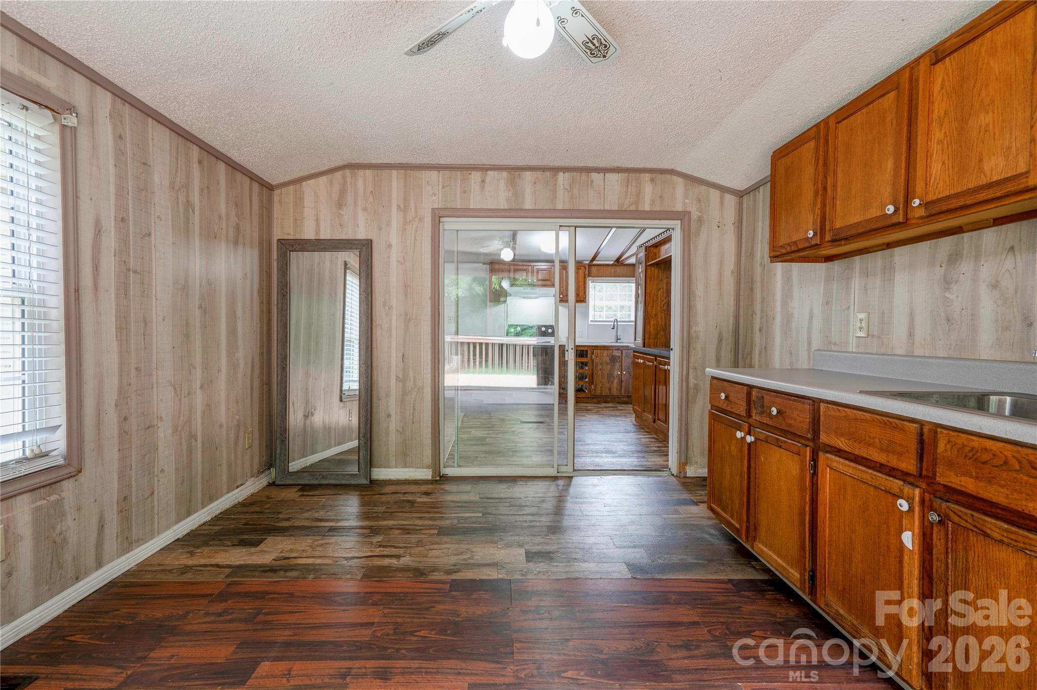 1726 Metcalf Road — Shelby