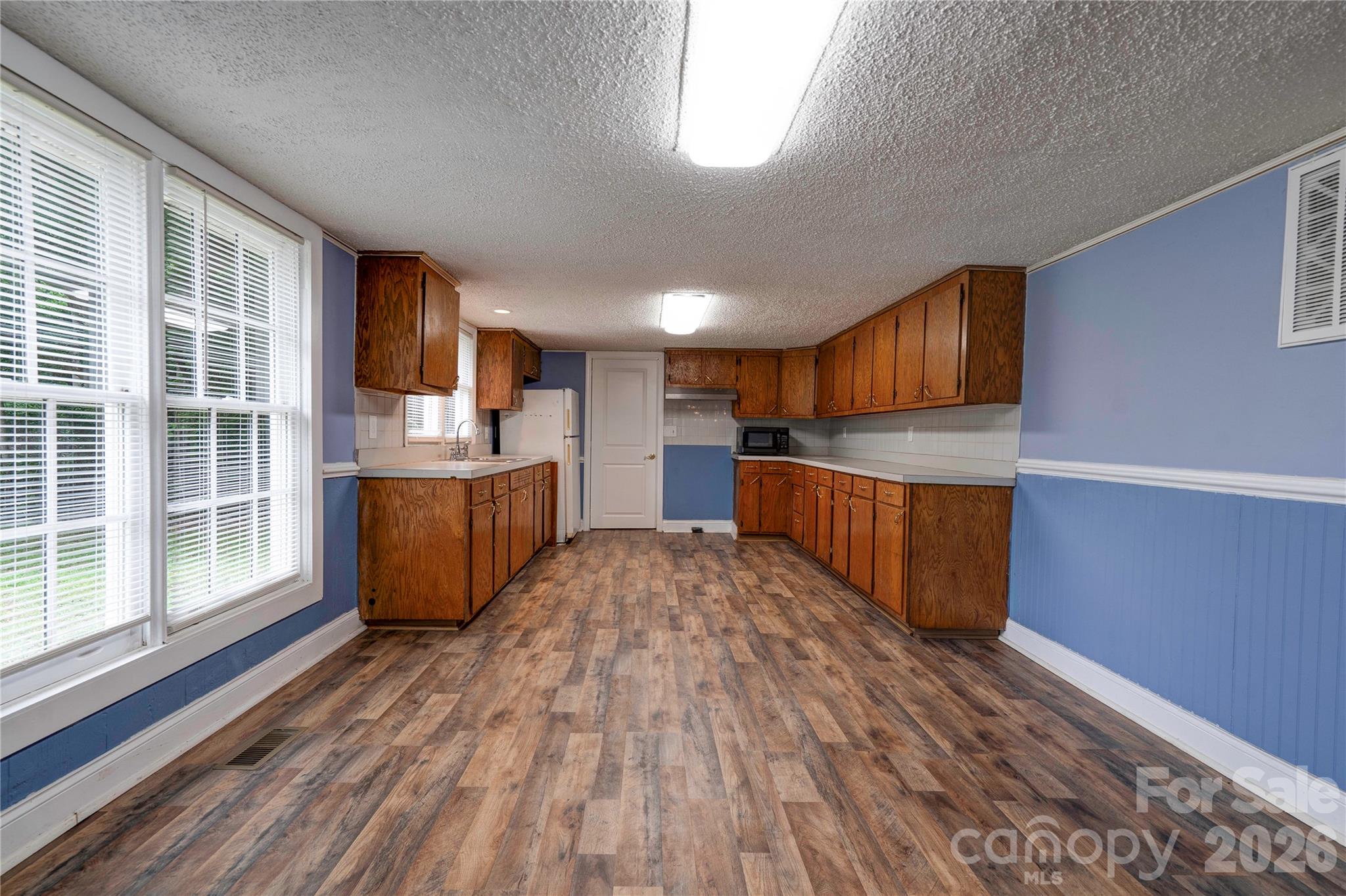 1726 Metcalf Road — Shelby