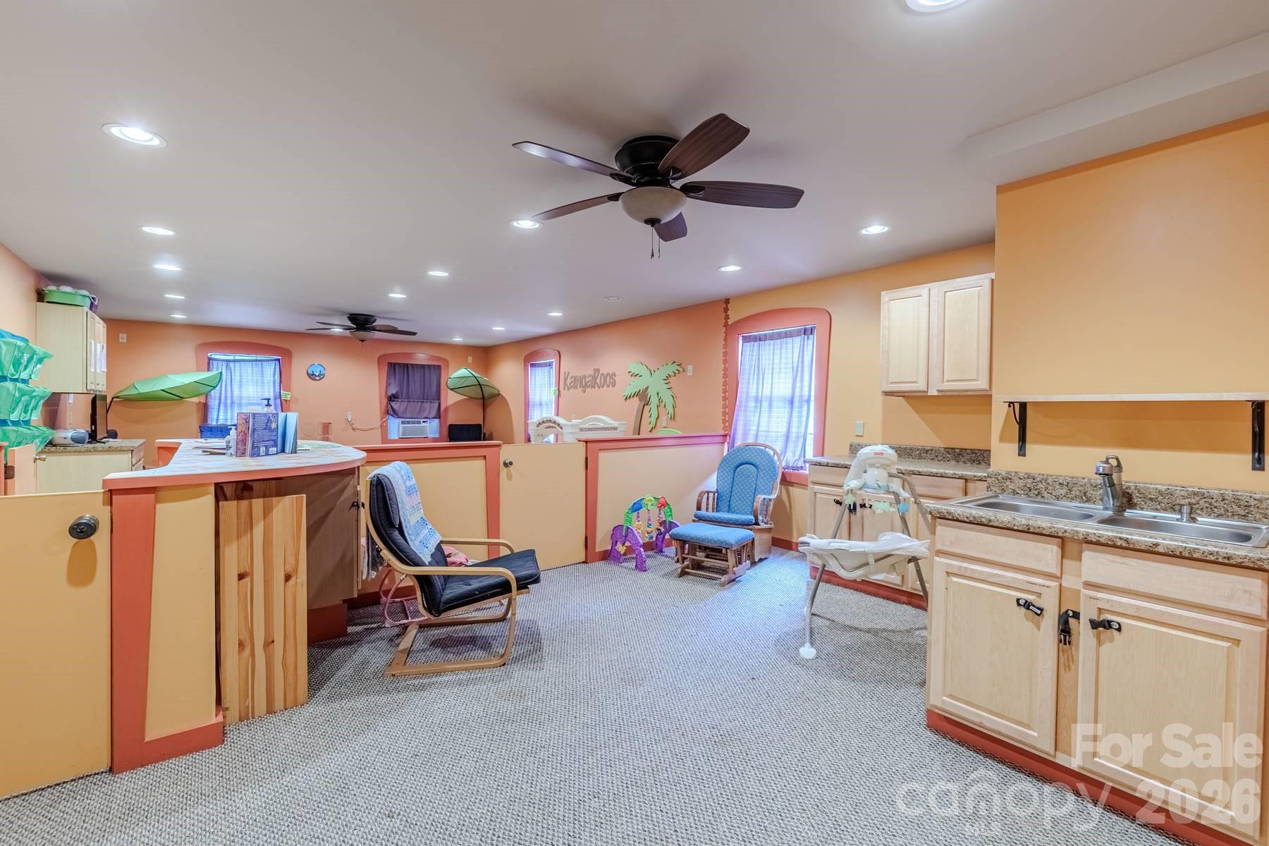 1127 Franklin Grove Church Road — Bryson City