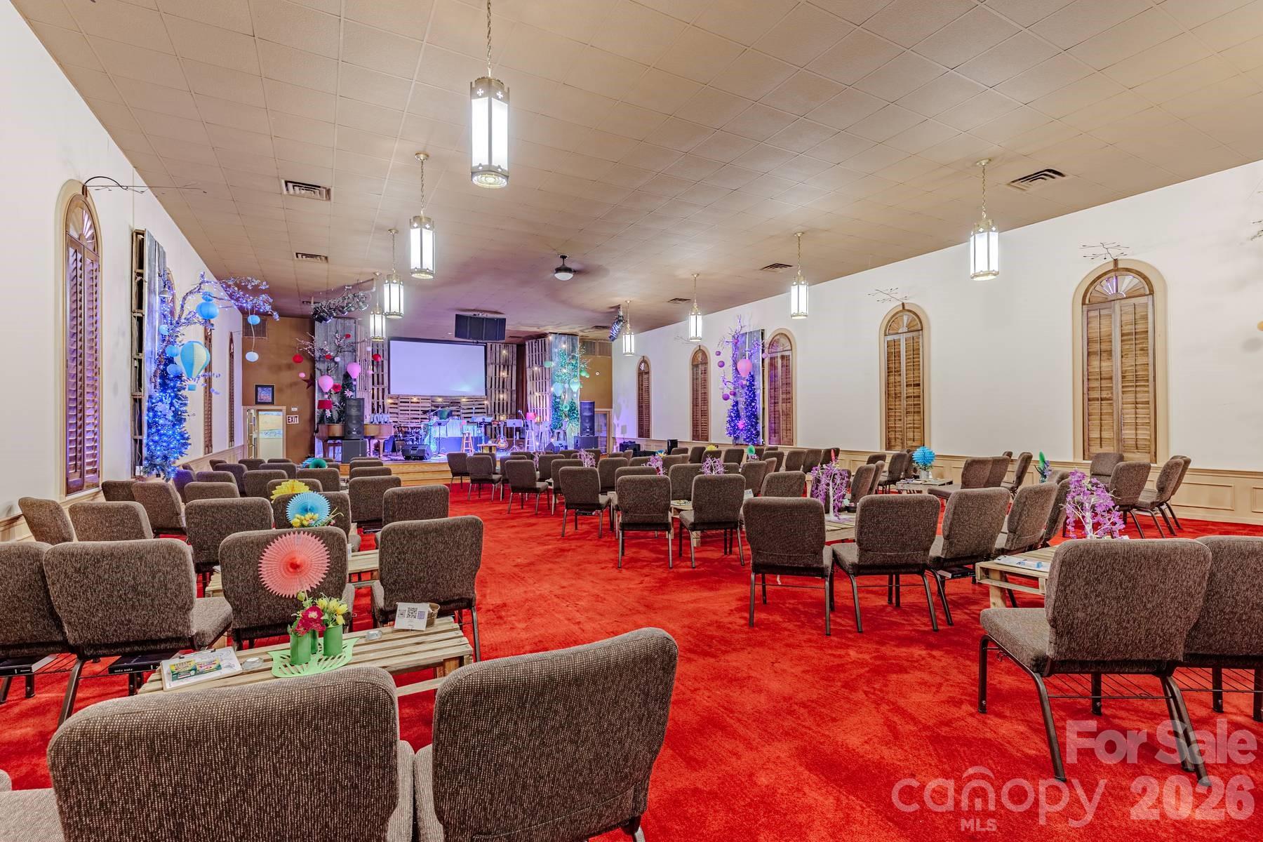 1127 Franklin Grove Church Road — Bryson City