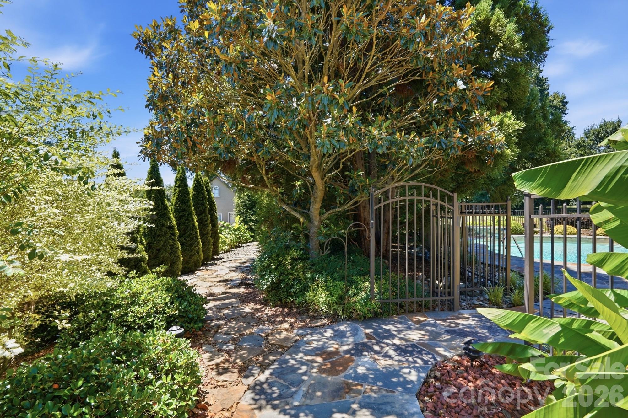 142 Riverchase Lane — Mooresville