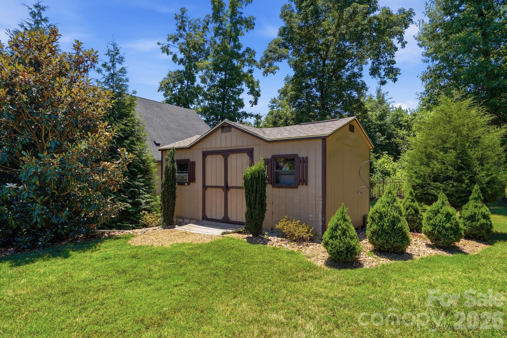142 Riverchase Lane — Mooresville