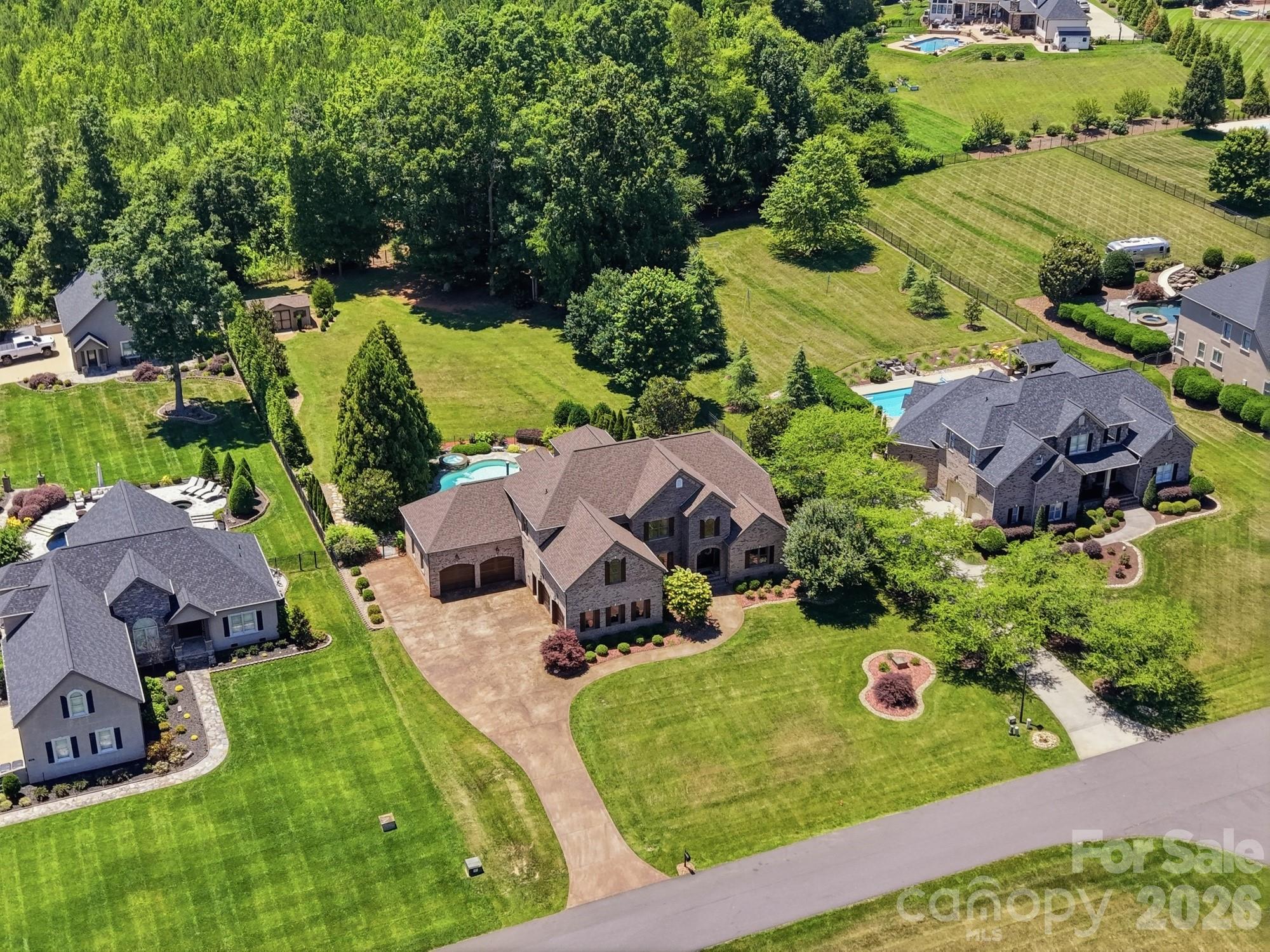 142 Riverchase Lane — Mooresville