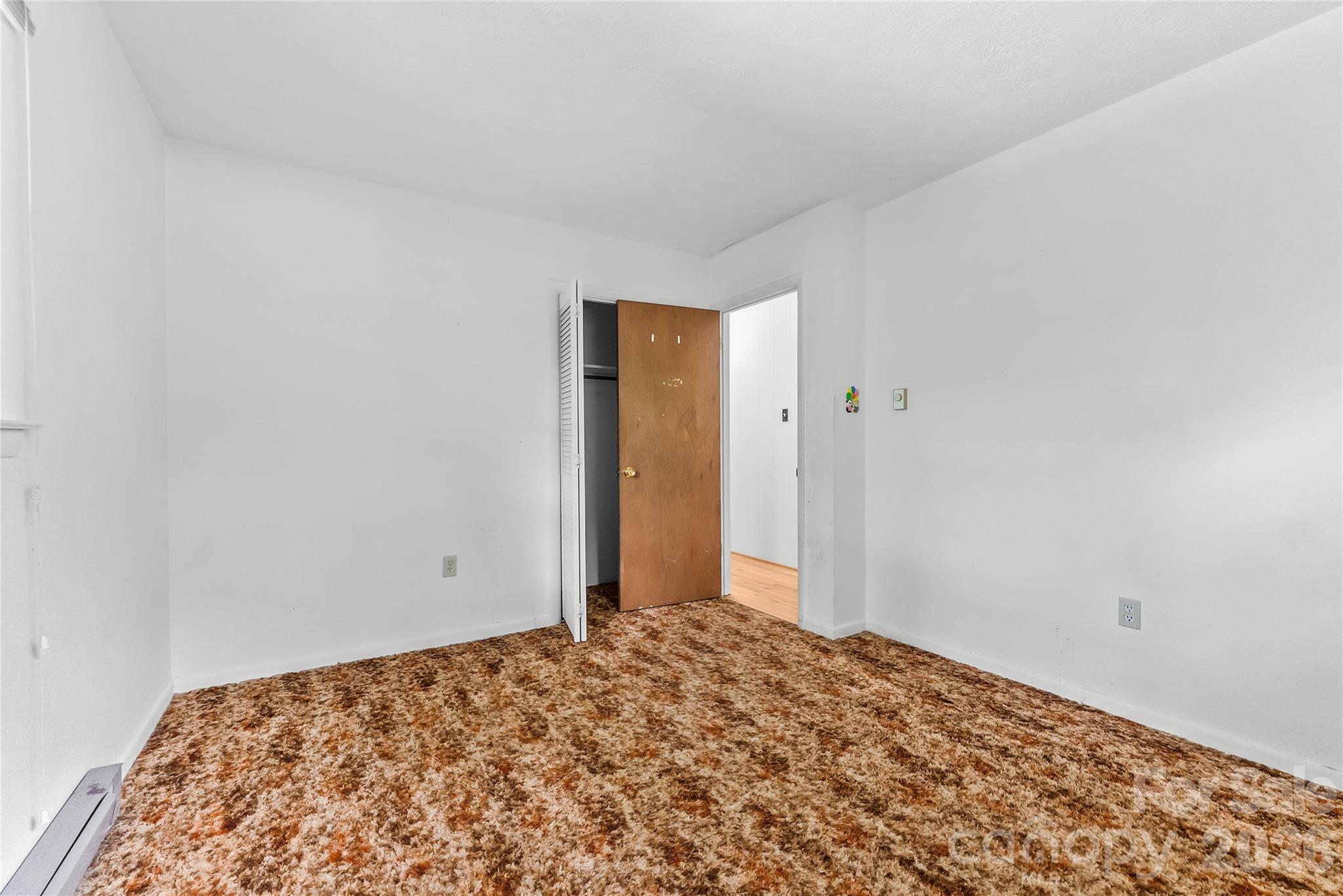 100 Stonewall Avenue — Swannanoa
