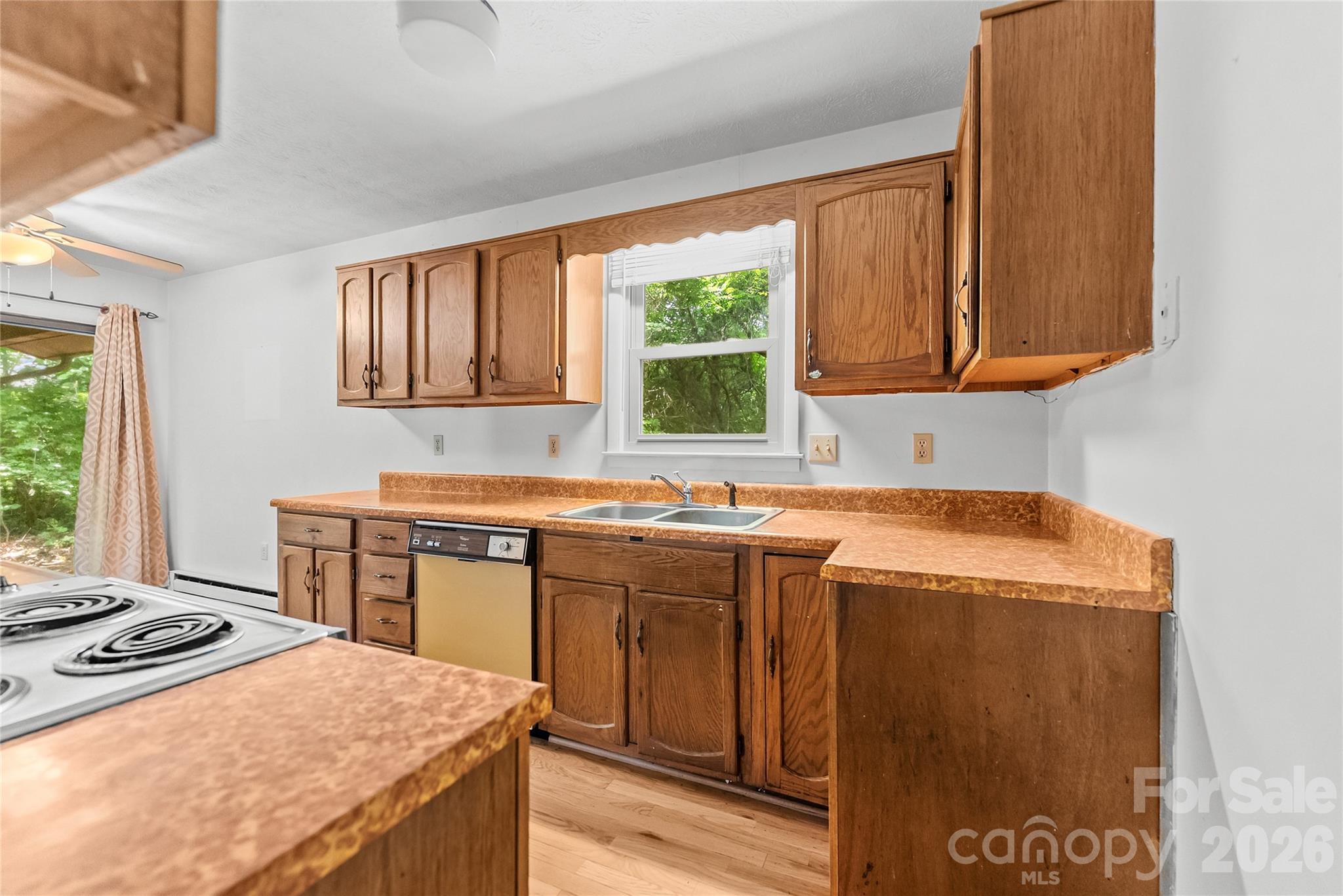 100 Stonewall Avenue — Swannanoa