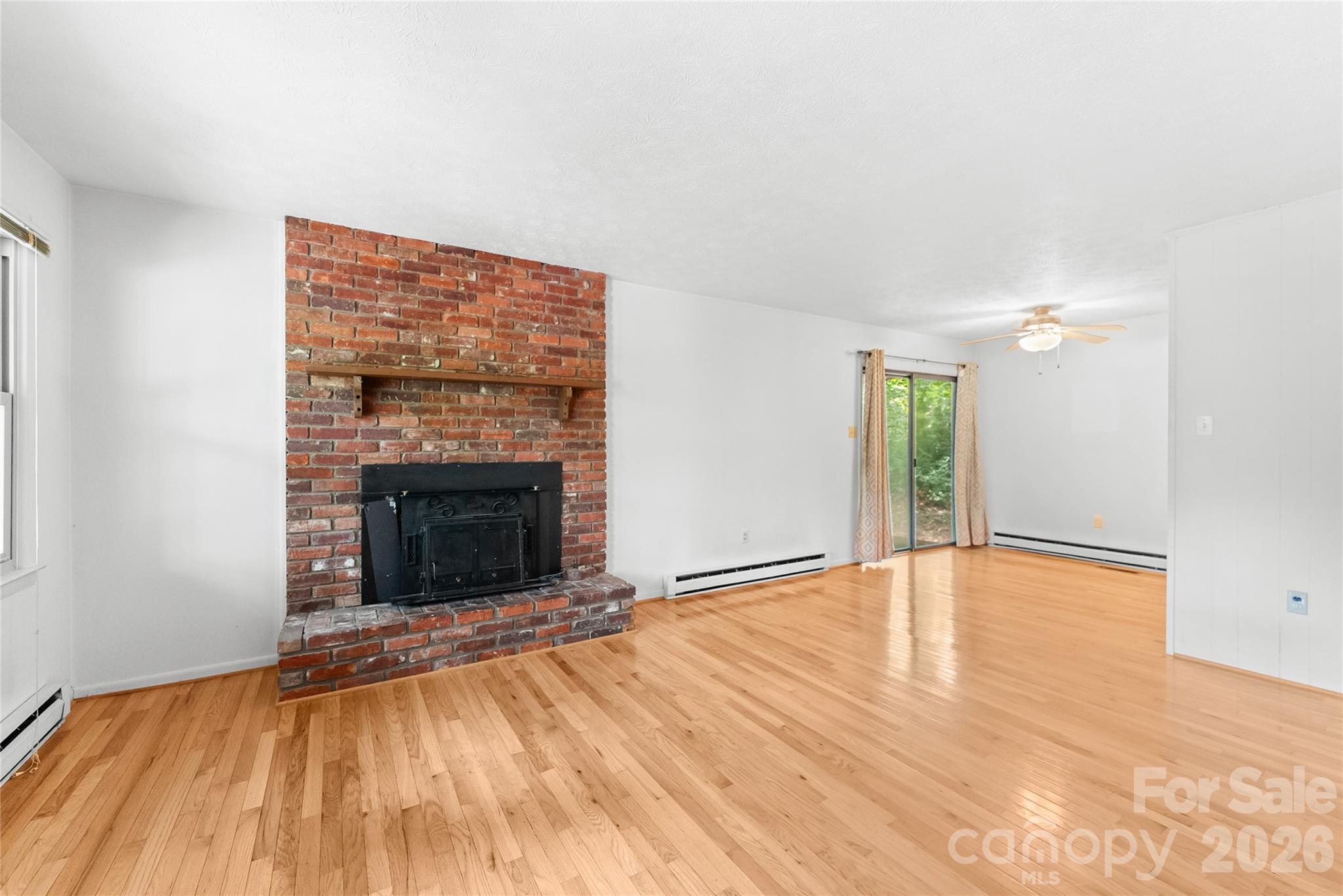100 Stonewall Avenue — Swannanoa