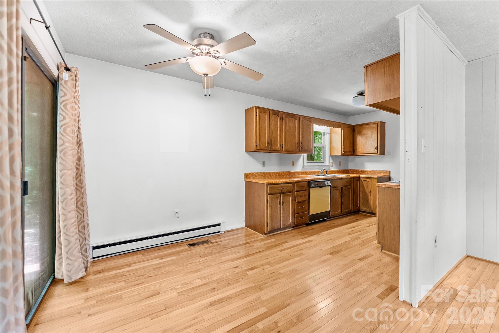 100 Stonewall Avenue — Swannanoa