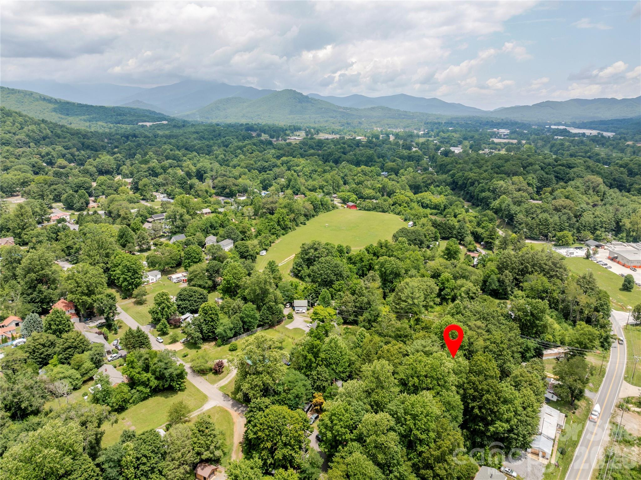 100 Stonewall Avenue — Swannanoa
