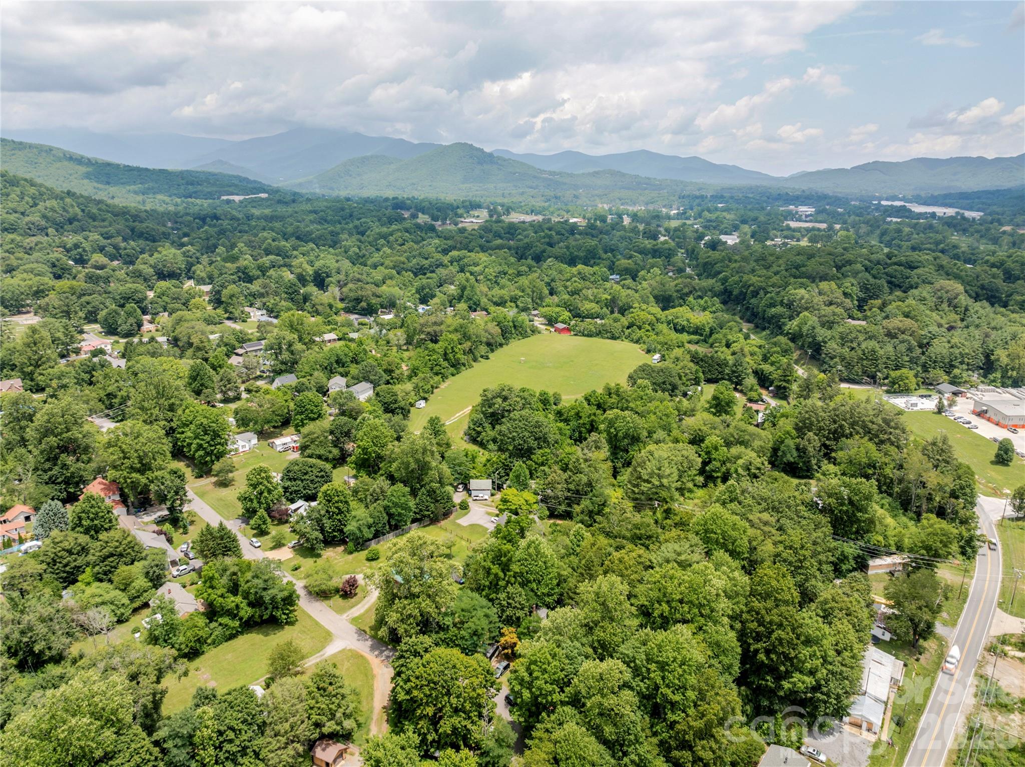 100 Stonewall Avenue — Swannanoa