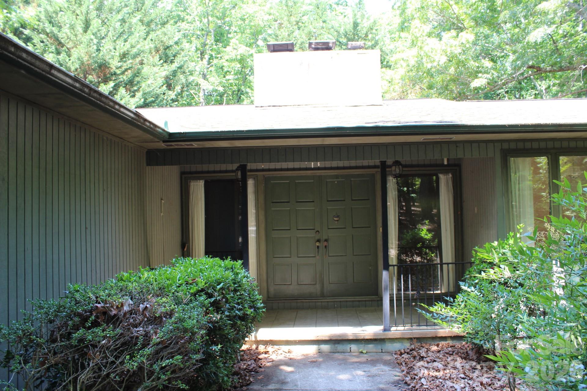 30 Oak Lane — Columbus
