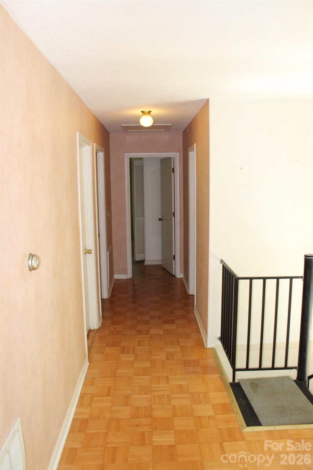 30 Oak Lane — Columbus