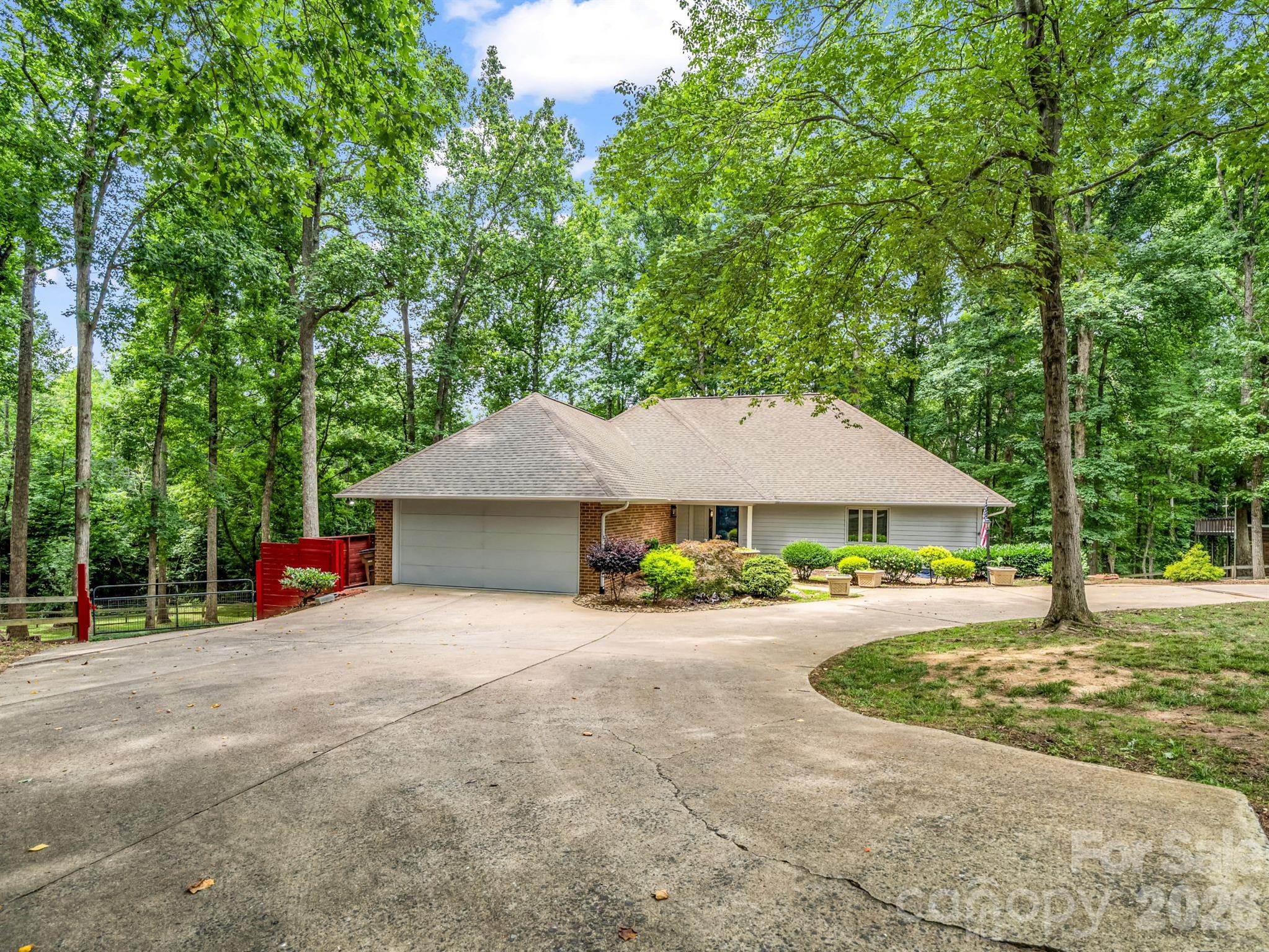 1810 Arbor Way Drive — Shelby