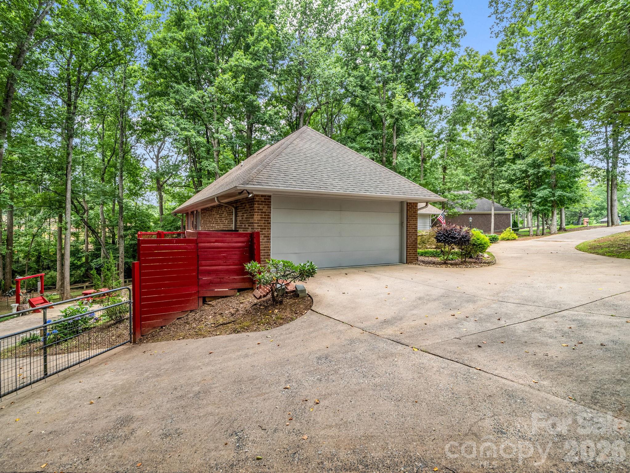 1810 Arbor Way Drive — Shelby