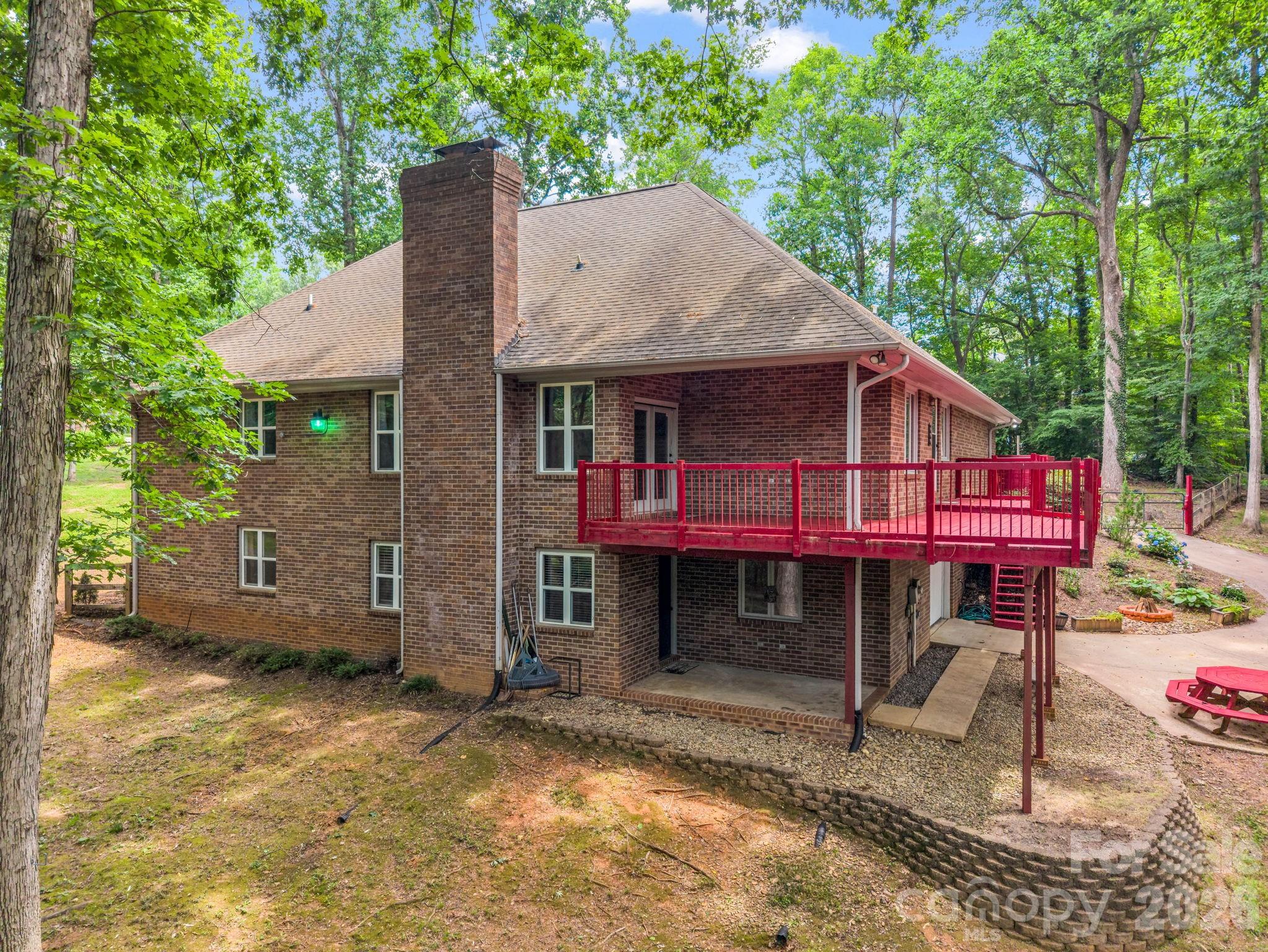 1810 Arbor Way Drive — Shelby