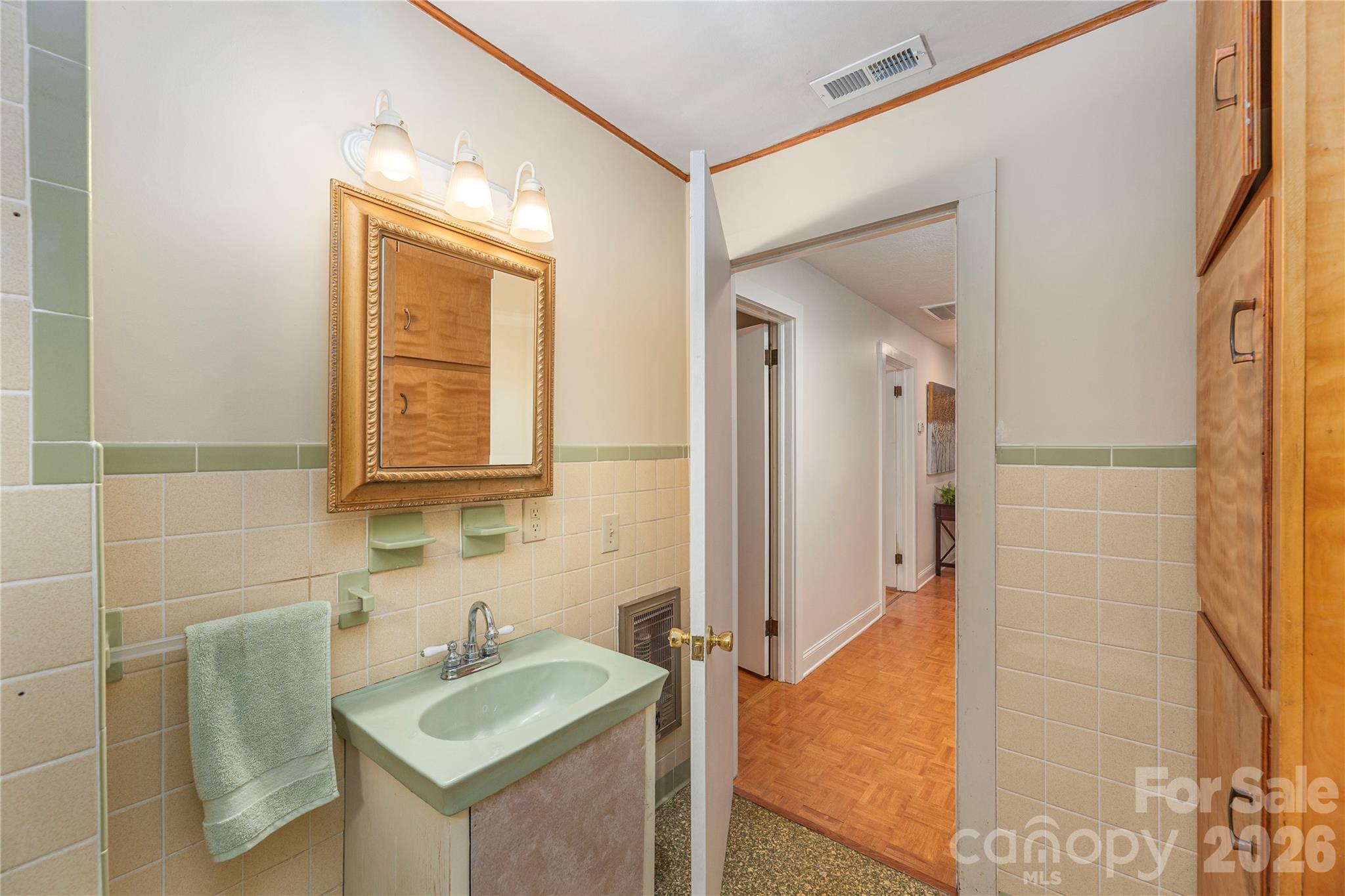 1236 Brown Avenue — Waynesville