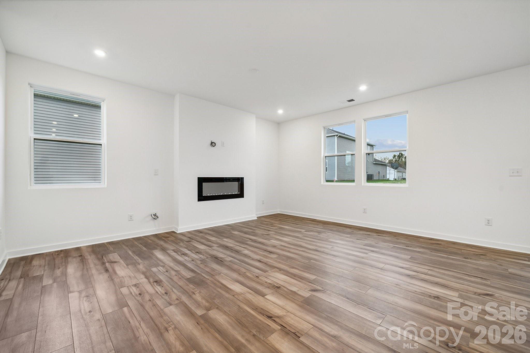 2939 31st Street NE — Hickory