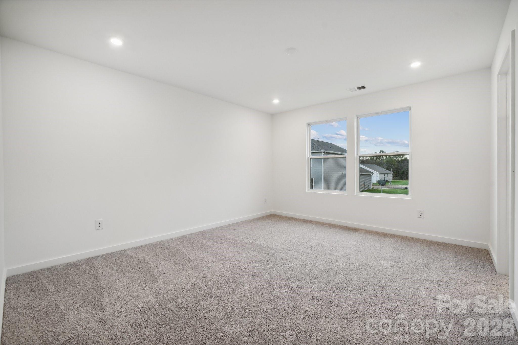 2939 31st Street NE — Hickory