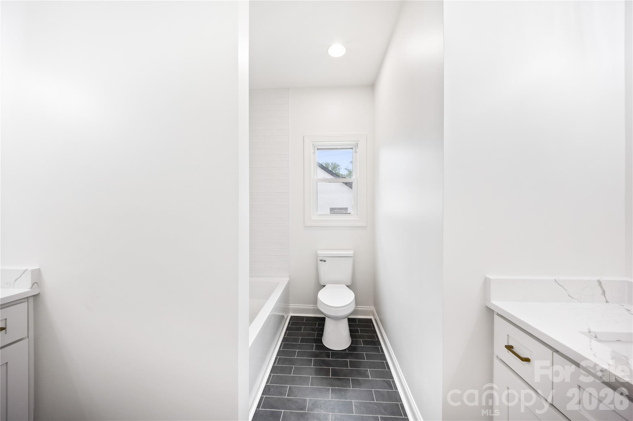 3301 Eva Drive NW — Concord