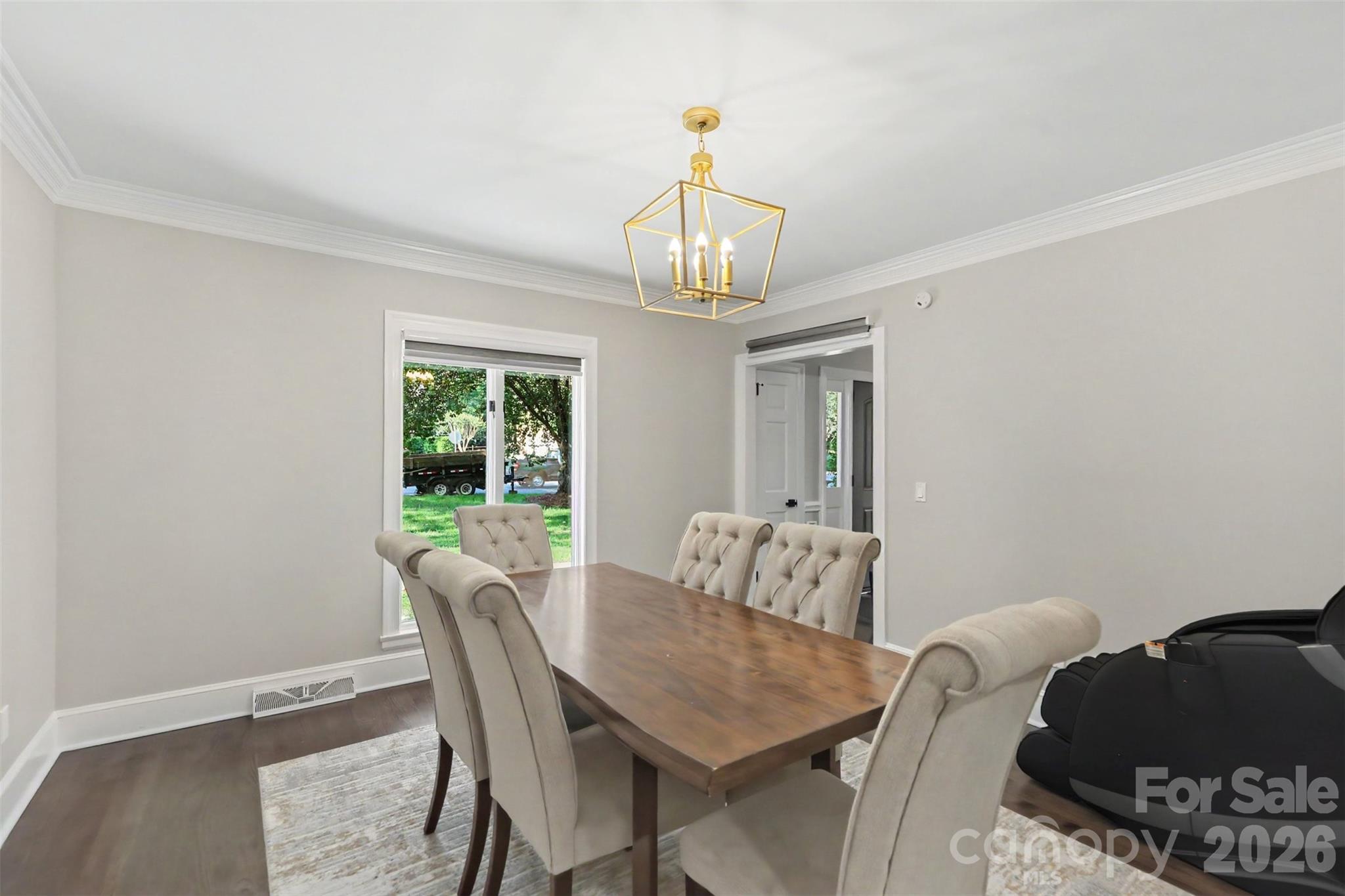 2814 winding oak Drive — Charlotte