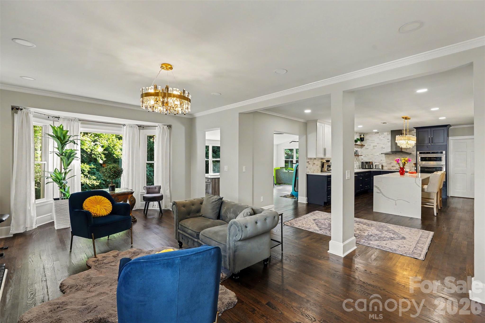 2814 winding oak Drive — Charlotte