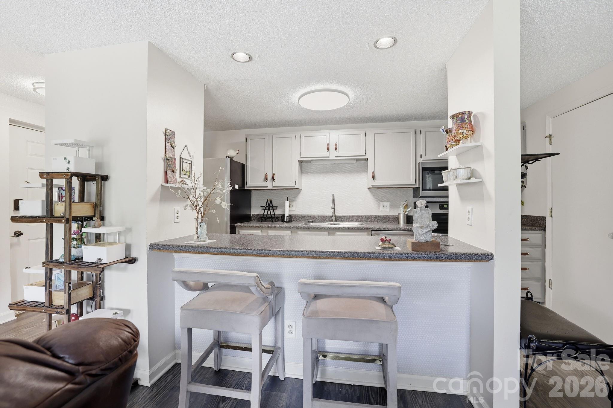 9630 Old Gate Drive — Matthews