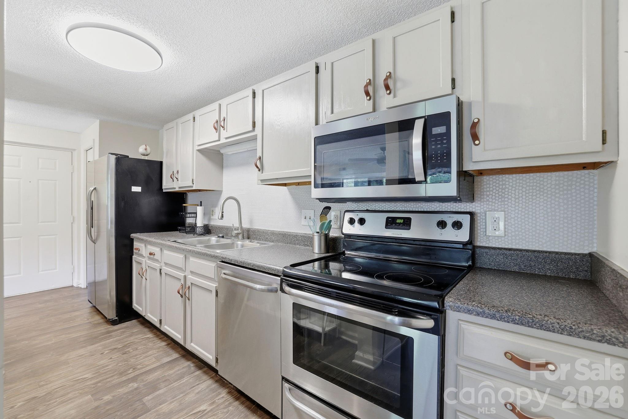 9630 Old Gate Drive — Matthews