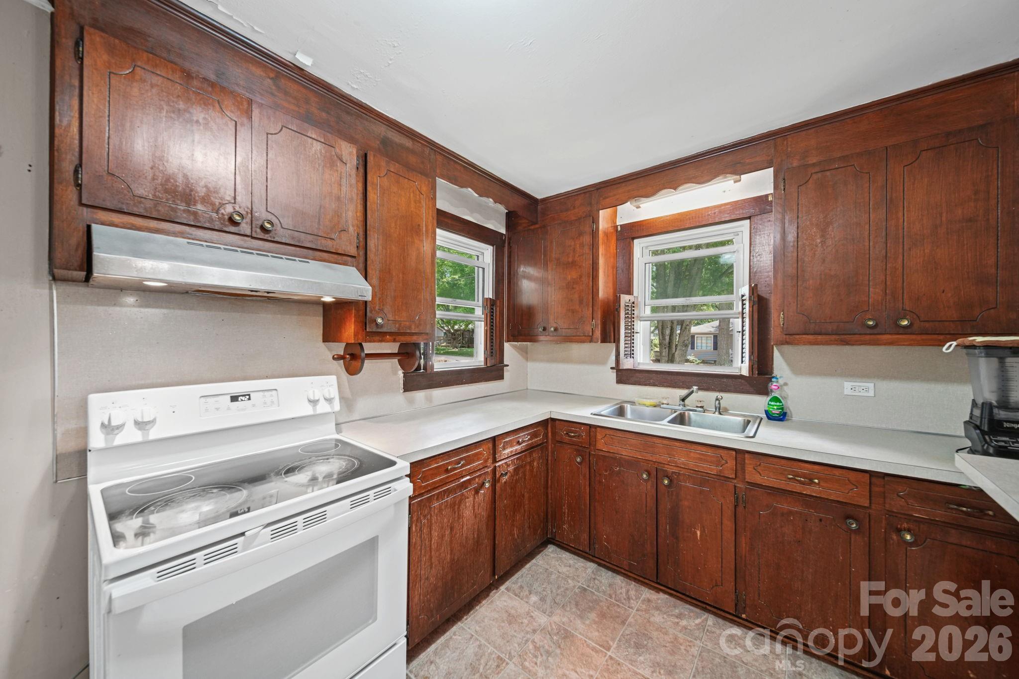 1911 Glenwood Street — Kannapolis