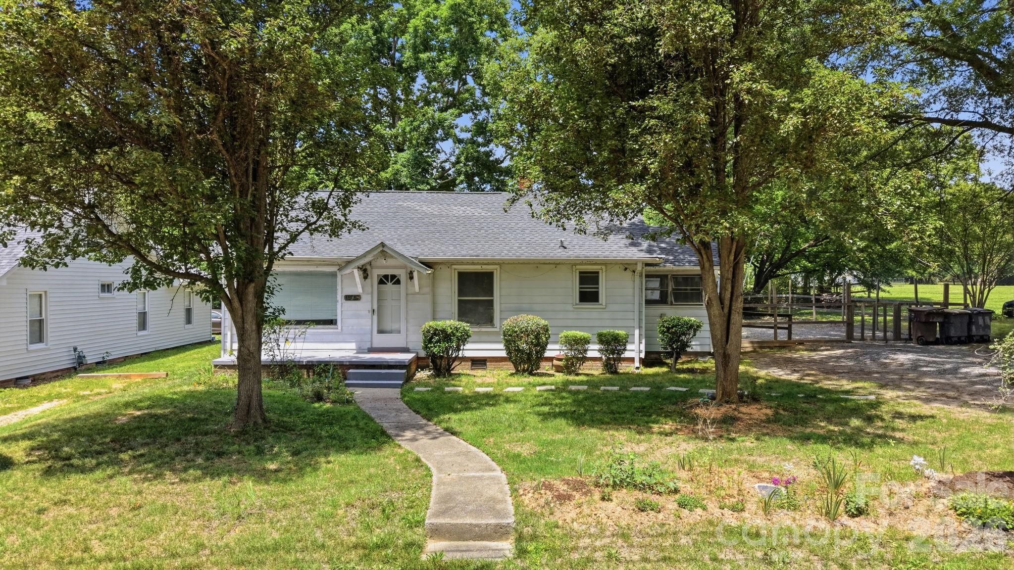 1911 Glenwood Street — Kannapolis