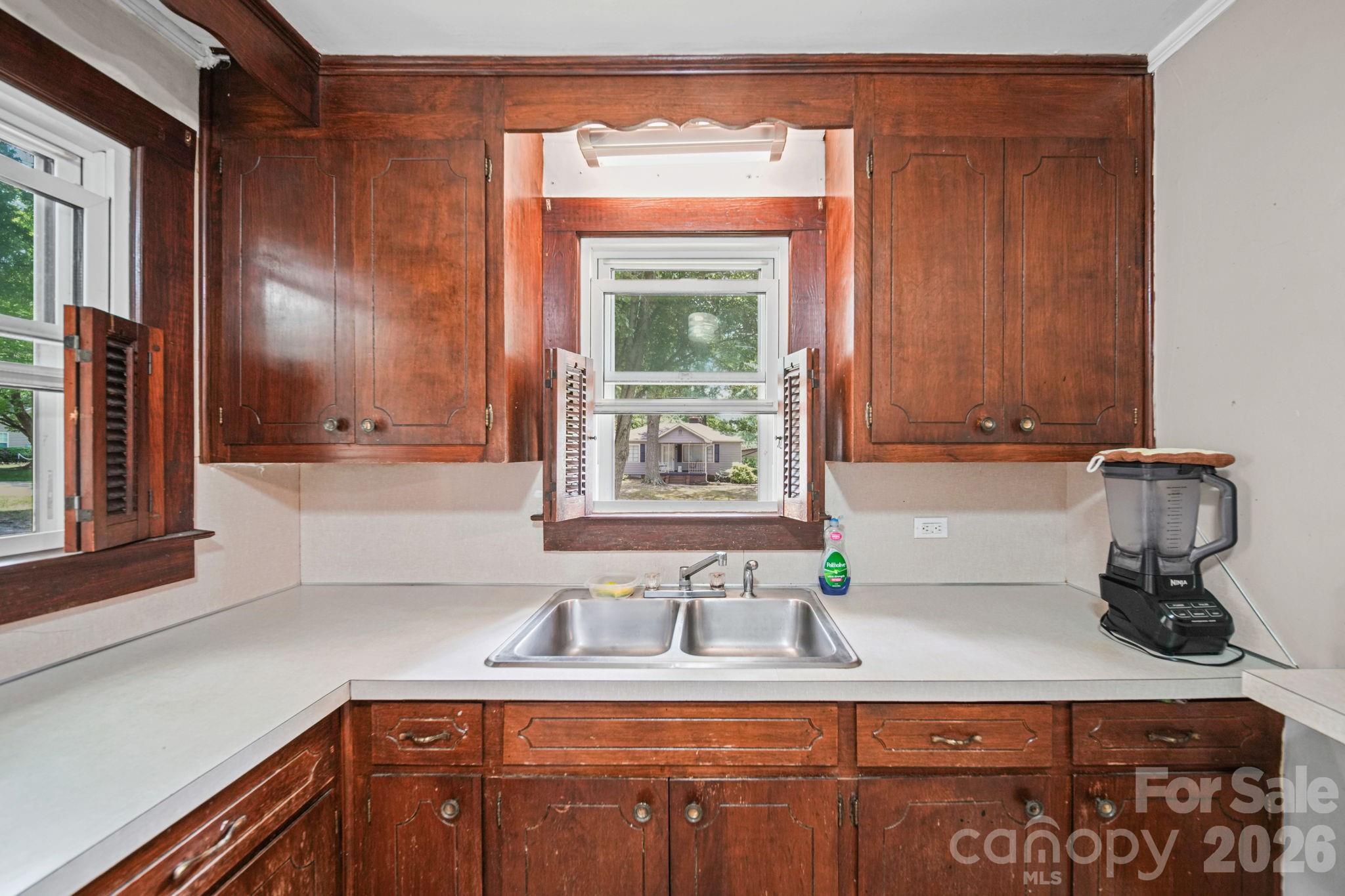 1911 Glenwood Street — Kannapolis